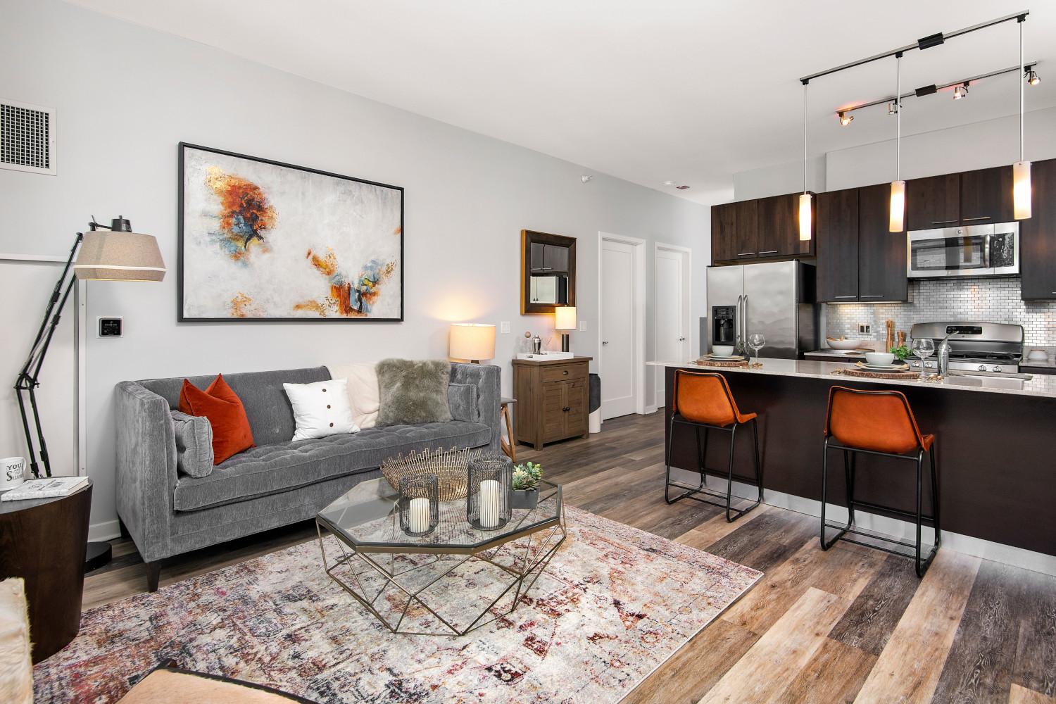 Parc Huron : Dramatic city views from floor-to-ceiling windows in every residence.