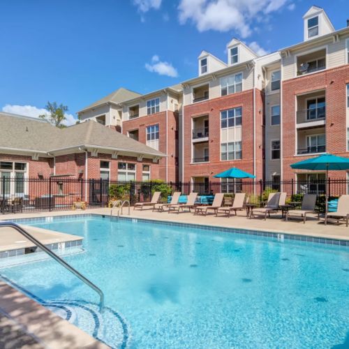 Vista Laurel Highlands : Swimming Pool View from Apartments