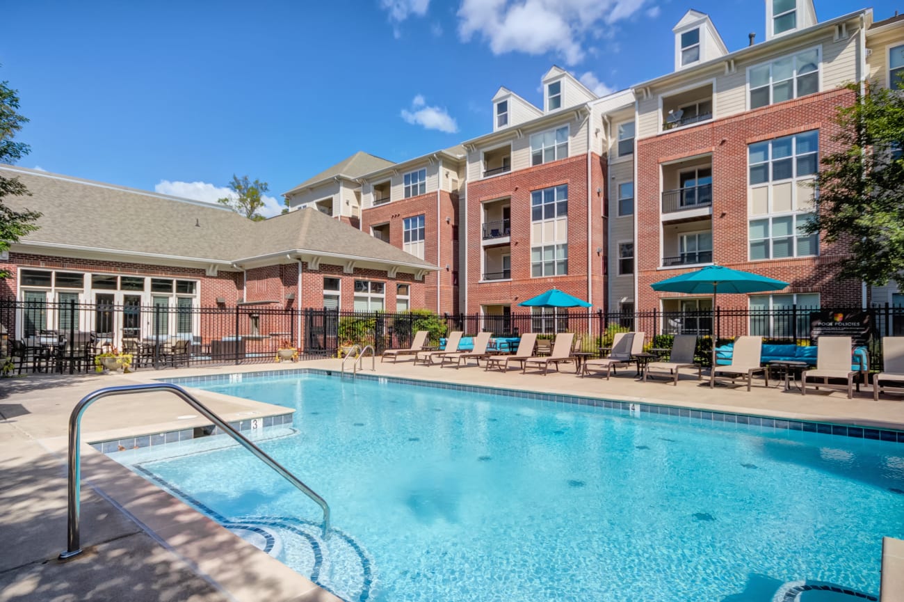Vista Laurel Highlands : Swimming Pool View from Apartments