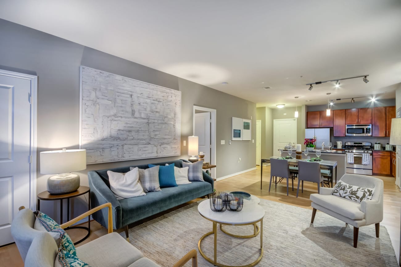 Vista Laurel Highlands : Open-concept Living Room and Kitchen