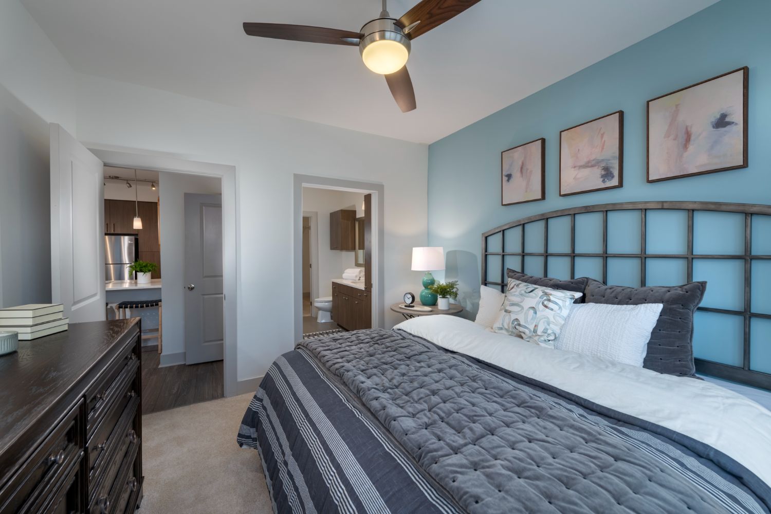 OMNIA at Town Center : Bedroom