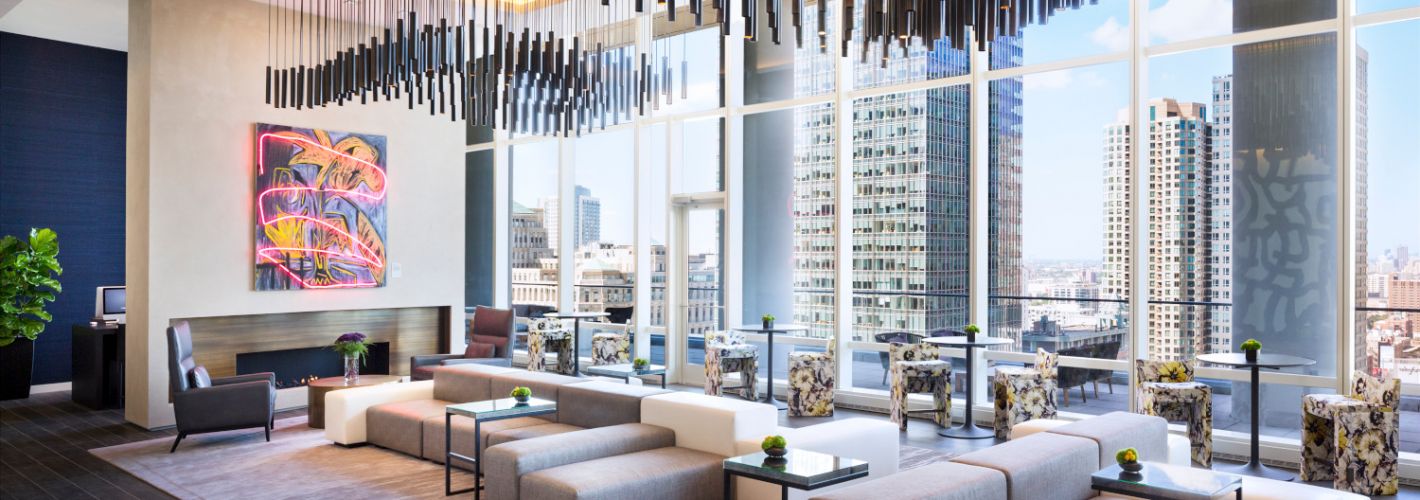 OneEleven : Main lounge