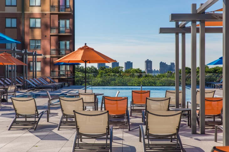 The Modern : Rooftop Pool