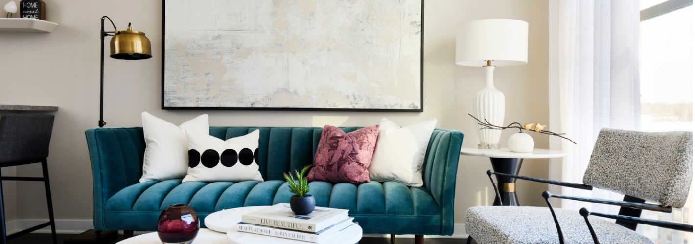 Easton : Living Room