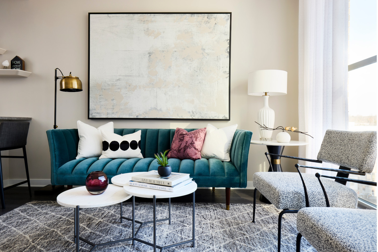 Easton : Living Room