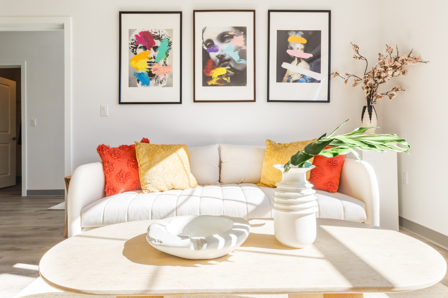 EVO Apartments : Living Space