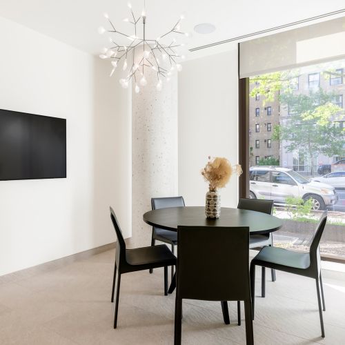 Private meeting rooms available for reservation