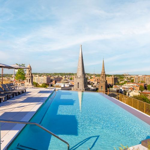 Take a dip in our rooftop infinity pool 