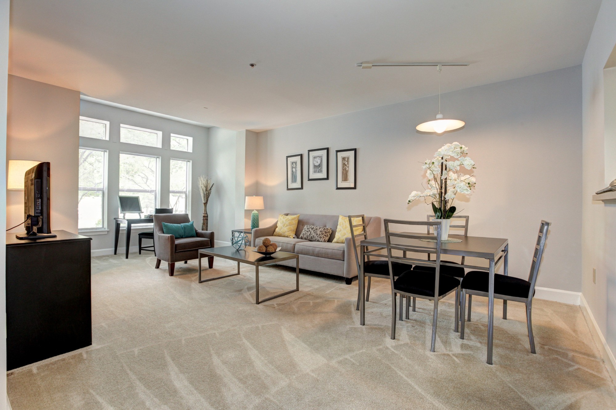 Strathmore Court at White Flint : Expansive Floor Plans