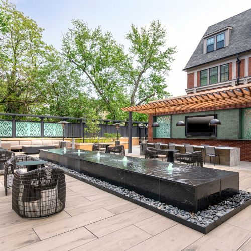 Monroe Street Market