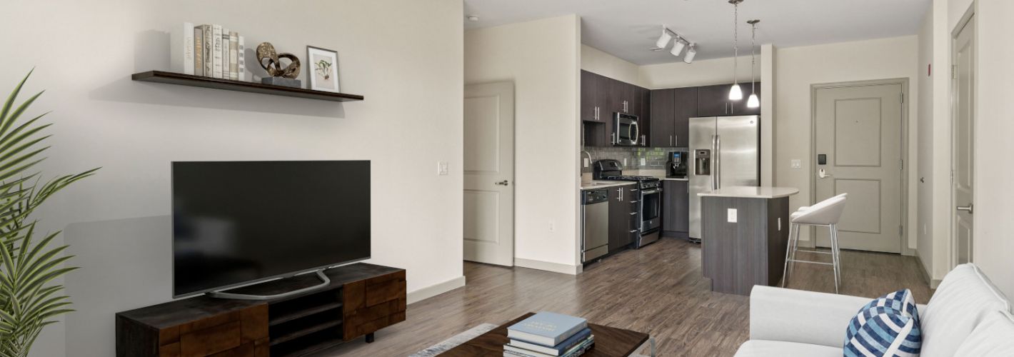 7001 Arlington at Bethesda : Open layouts with room to customize your space