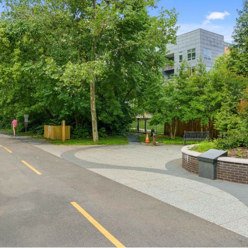 Direct access to the Capital Crescent Trail