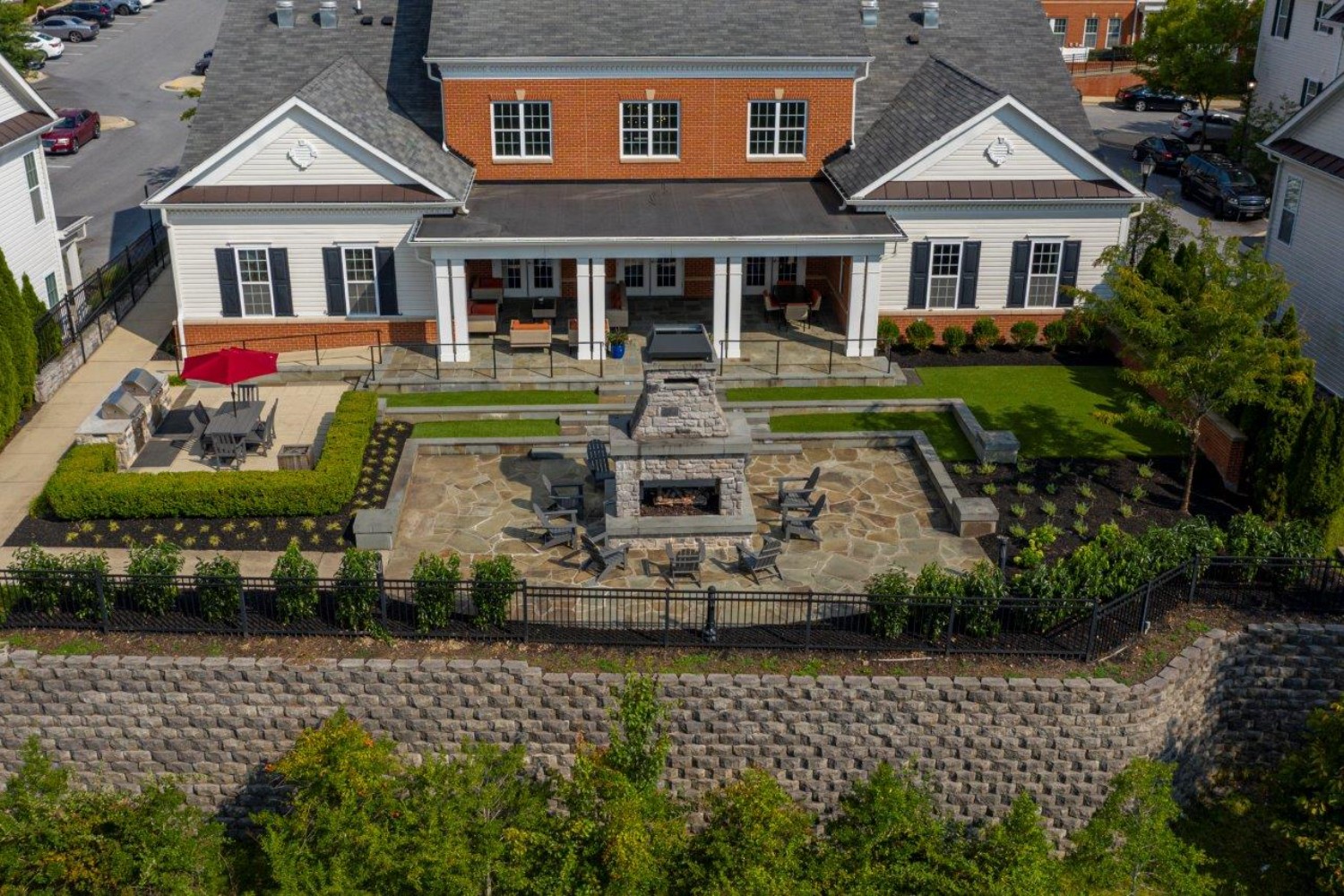 Enclave at Emerson : Enjoy plenty of outdoor spaces for gathering.