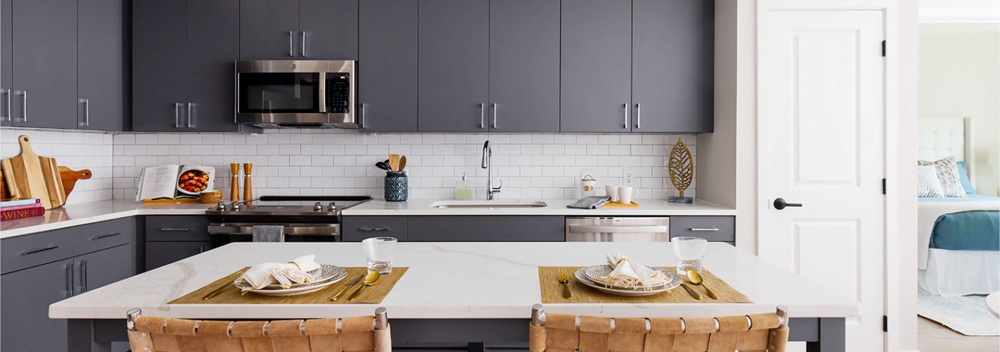 Aster : Custom kitchen islands