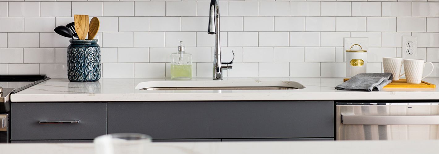 Aster : Chef-inspired kitchens with quartz countertops and tile backsplashes