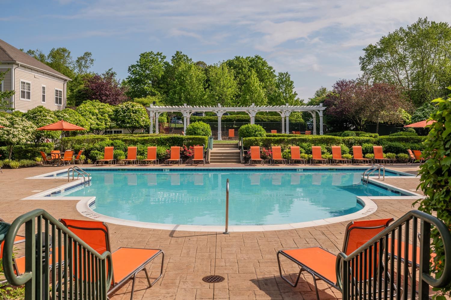 The Point at Pine Ridge : Spend your summer lounging on the sundeck