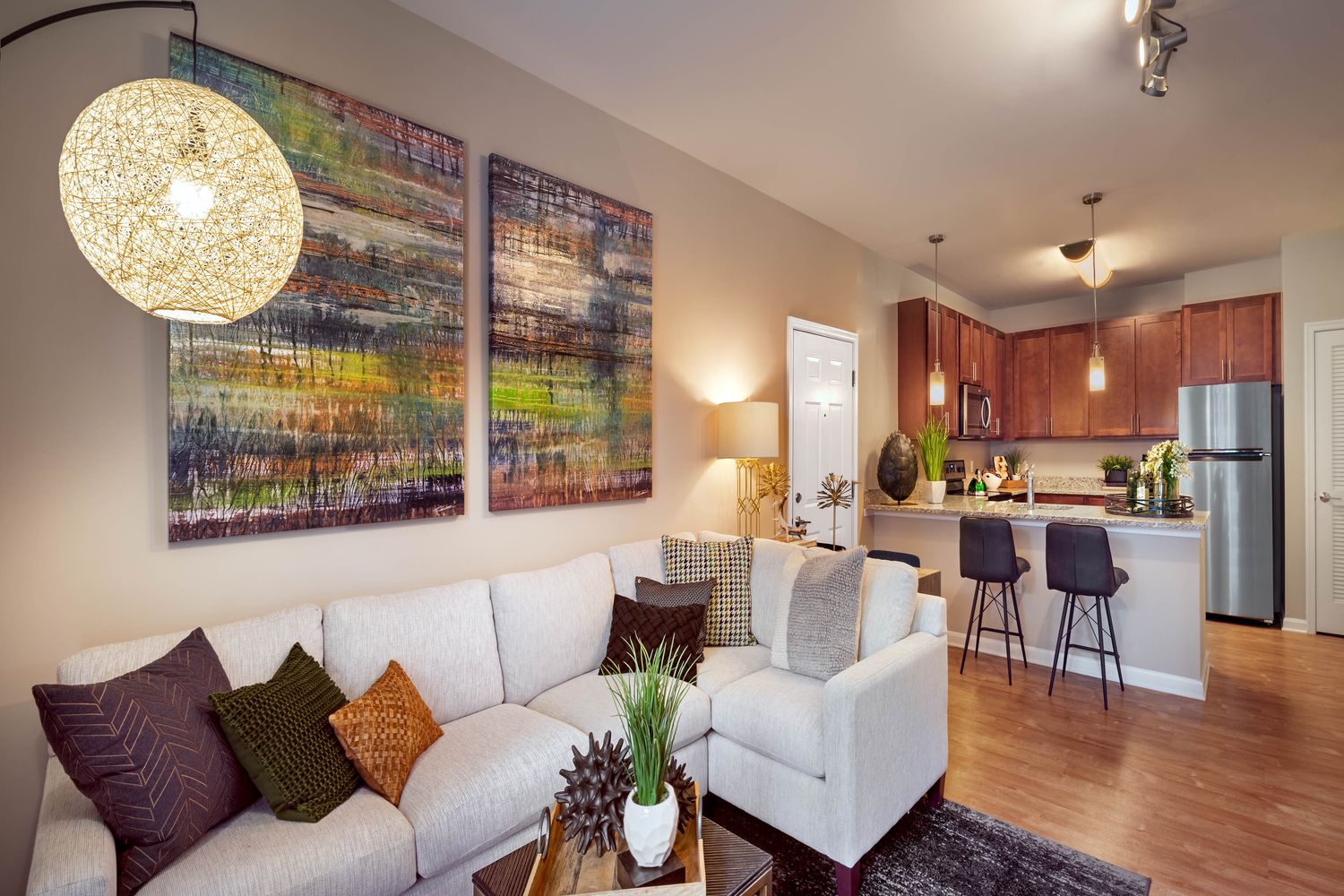 Arcadia Run : Living Room