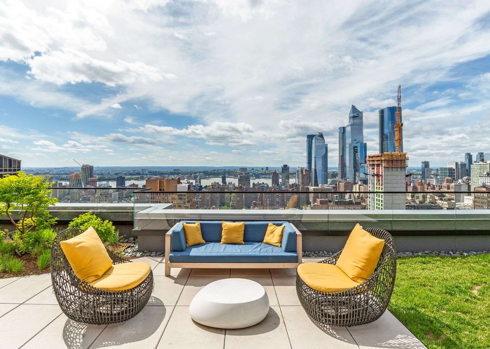 The Capitol : Rooftop West