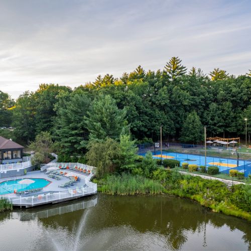 Fountain with pooland