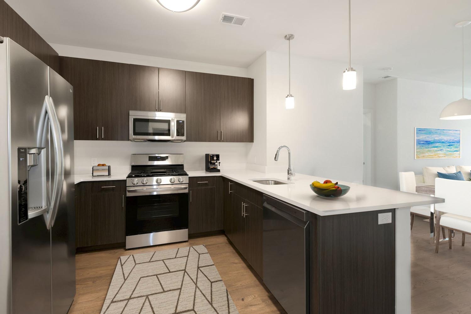 Molly Brook on Belmont : Kitchen 2