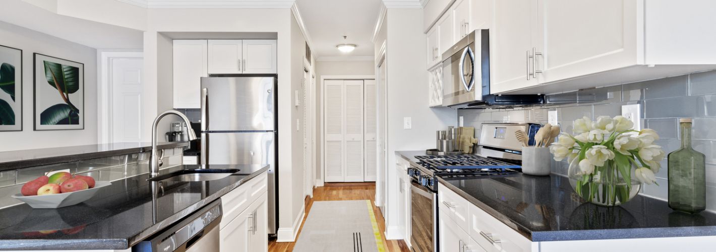 Courtyard at Jefferson : Kitchen