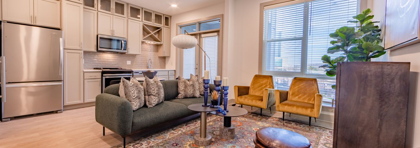 Towerview at Ballantyne : Living Room