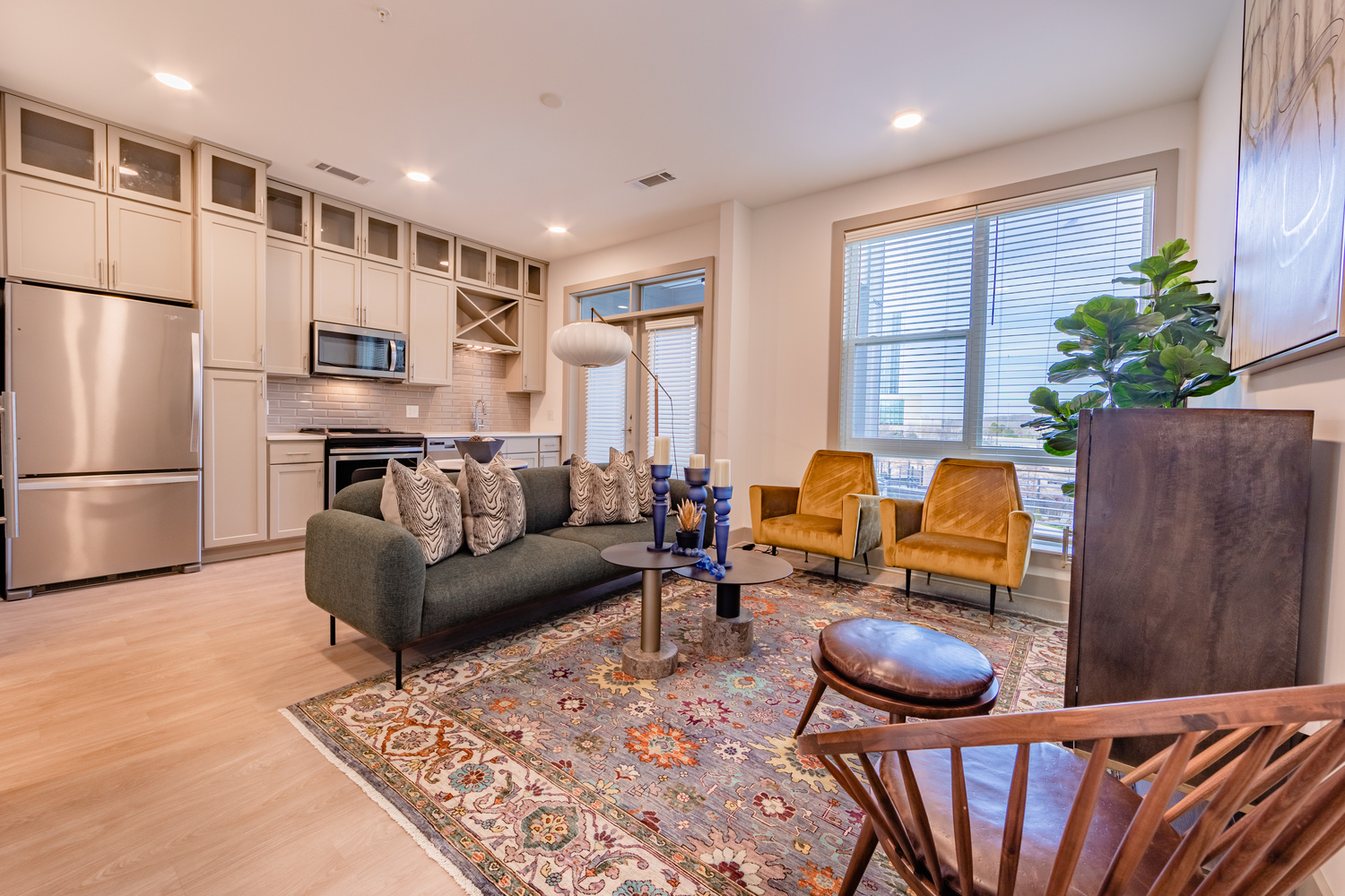 Towerview Ballantyne : Living Room