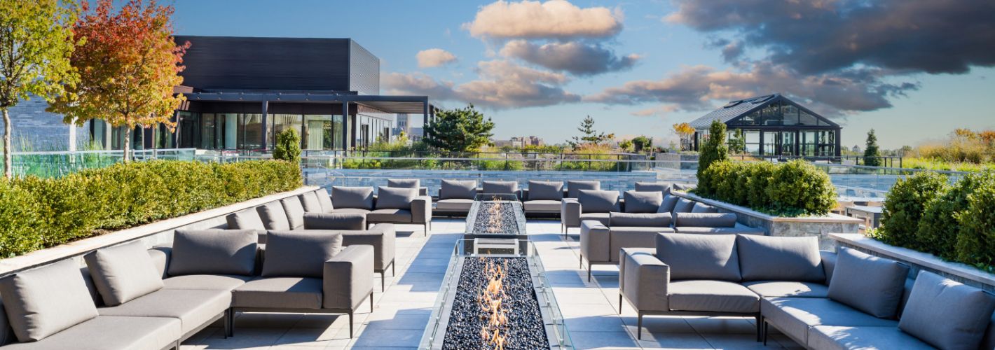 City Ridge : Indulge in a premium approach to a DC lifestyle with a rooftop amenity suite