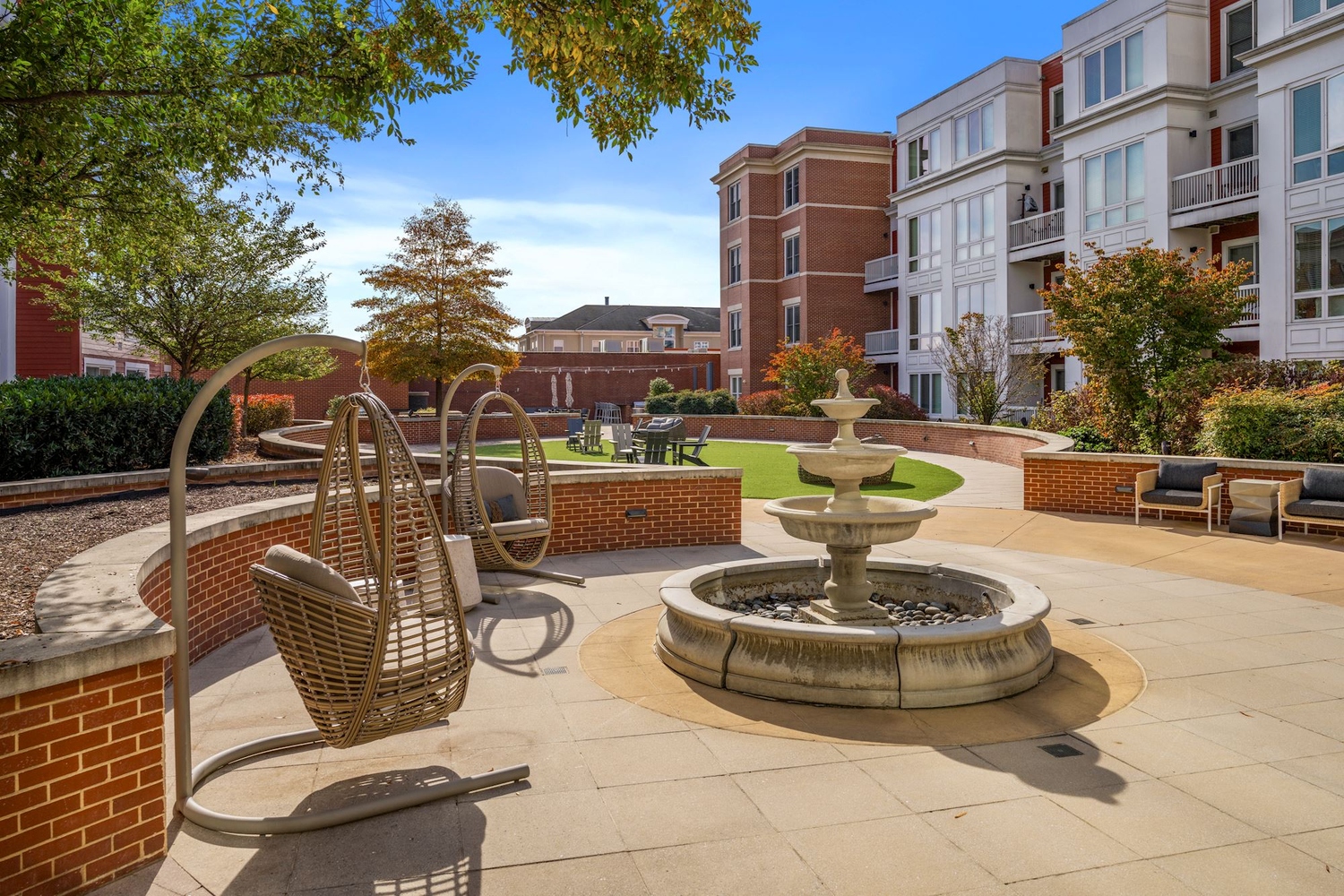 The Kingsley : Courtyard