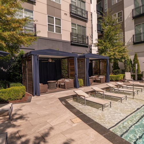 101 Cross Street : Shady, poolside cabanas