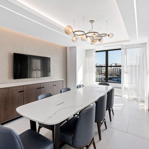 Resident dining lounge