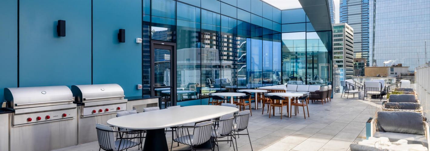 One Cathedral Square : Effortless entertaining with rooftop dining and grilling areas