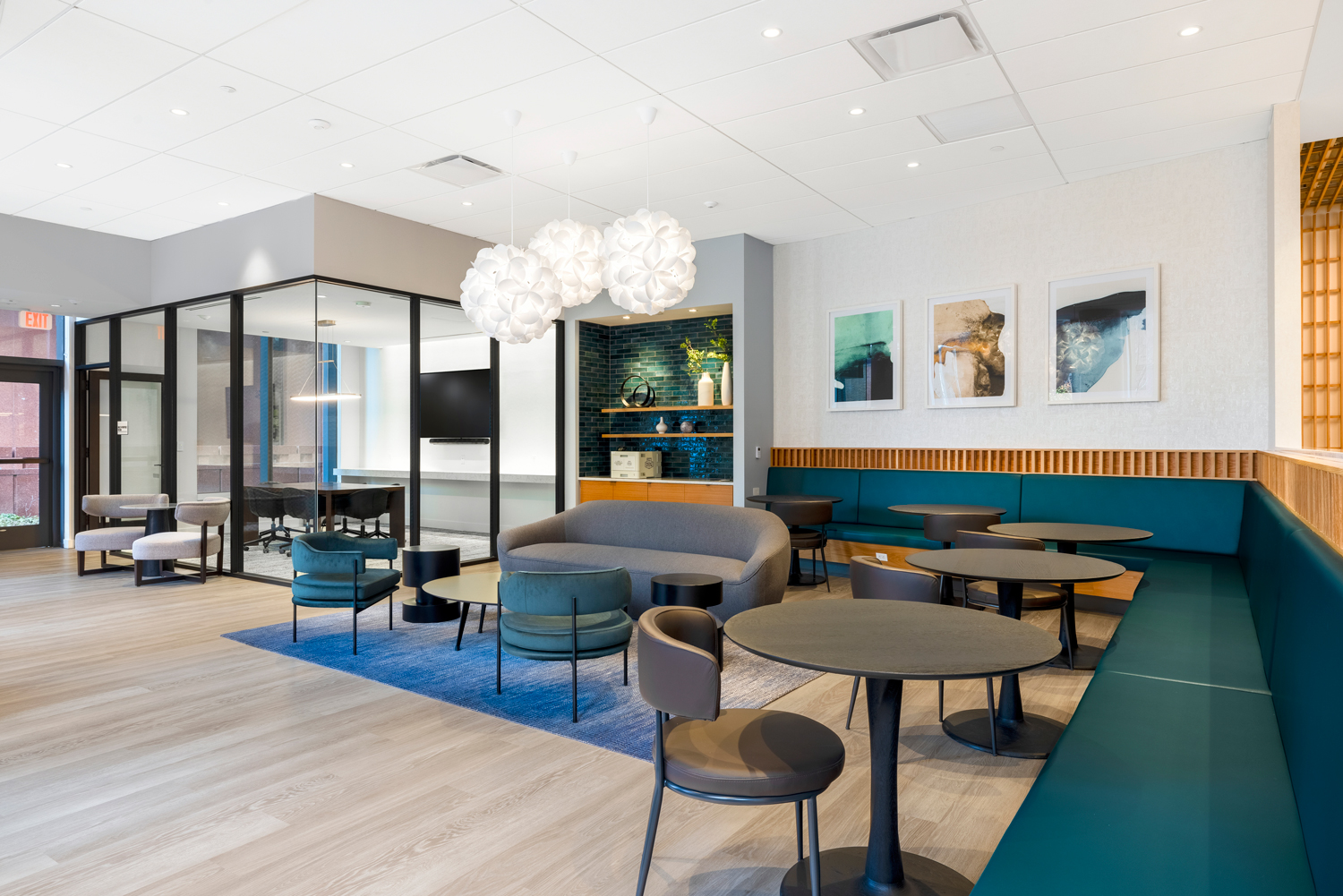 One Cathedral Square : Work-from-home in our coworking lounge 