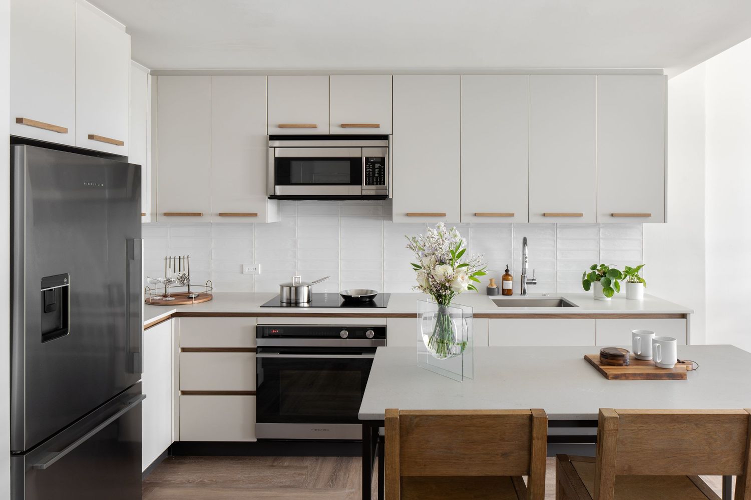 Asher : Kitchen
