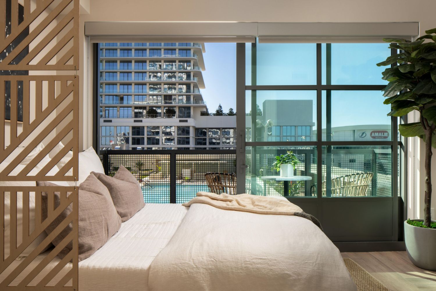 Asher : Studio Bedroom