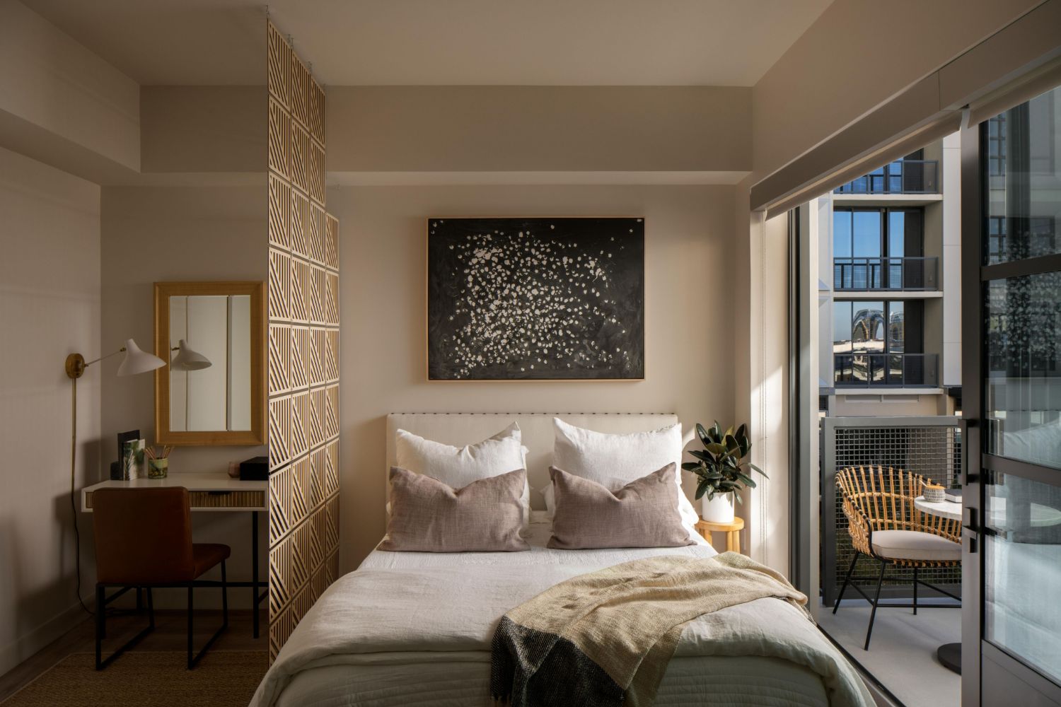Asher : Studio Bedroom
