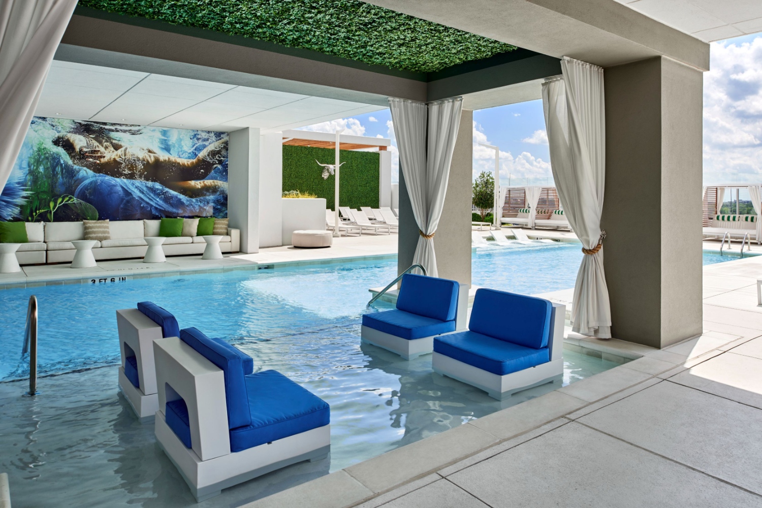 Icon Midtown : Pool