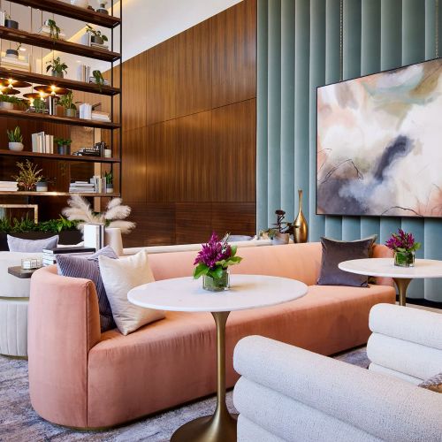 Enjoy the added convenience of our on-site retailers: Flight Club, SoulCycle, and AceBounce.