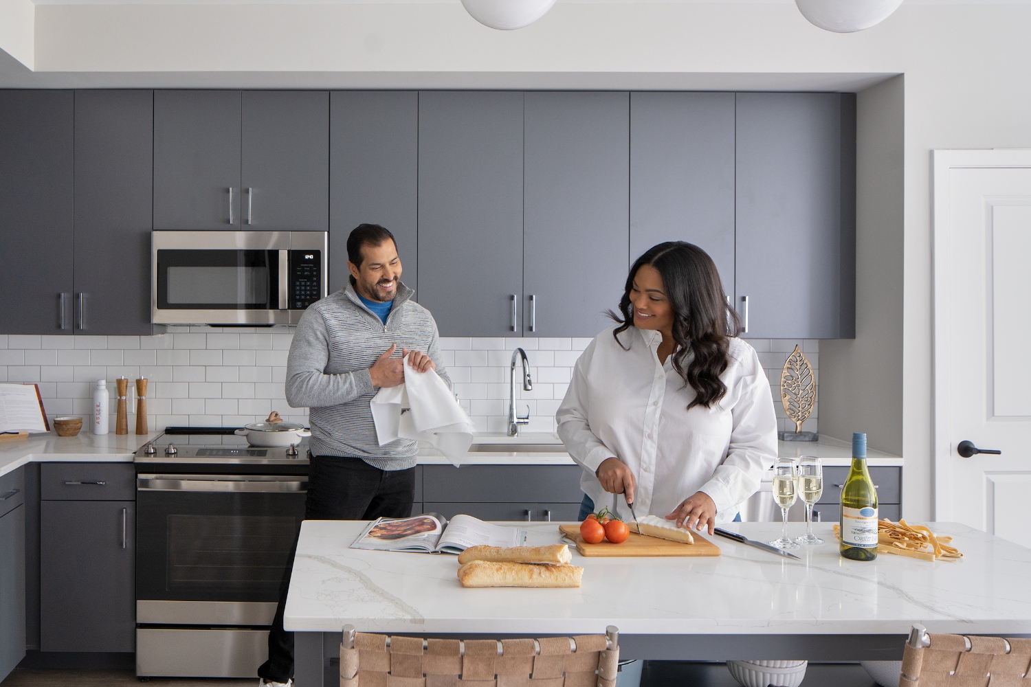 Aster : Prepare a gourmet meal in our chef inspired kitchens