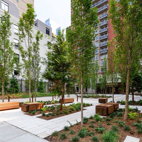 Riverbank Gallery Luxury Apartments in NYC Metro Bozzuto