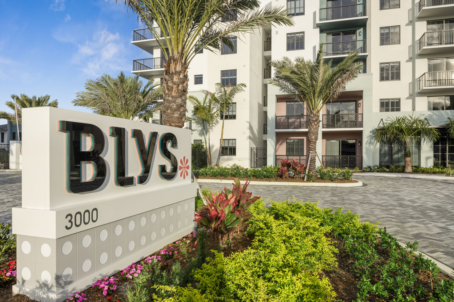 BLYS : BLYS monument sign