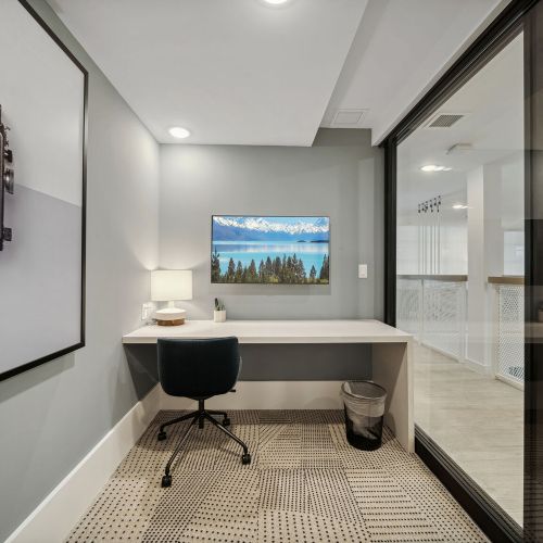 Private business nook