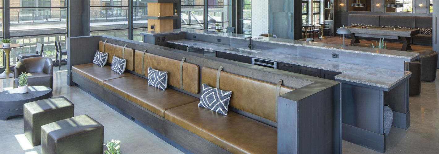 Rye House : Social lounge with spacious bar and lounge