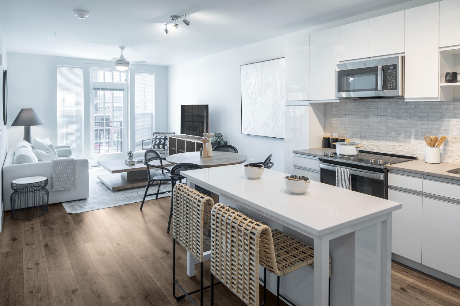 250 Mission : Designer kitchens