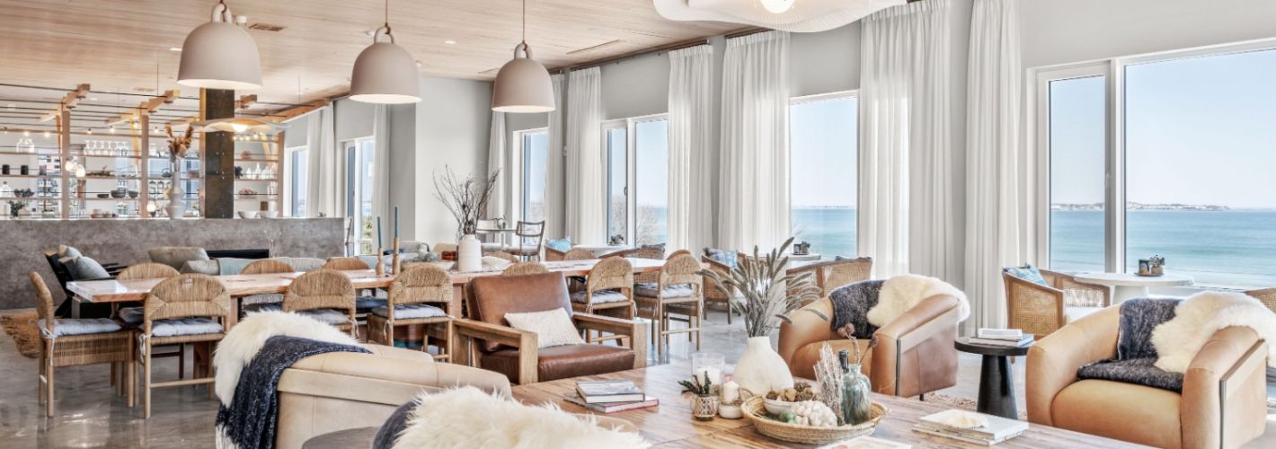 The Robinson : Great Room with plenty of gathering spaces to meet with friends
