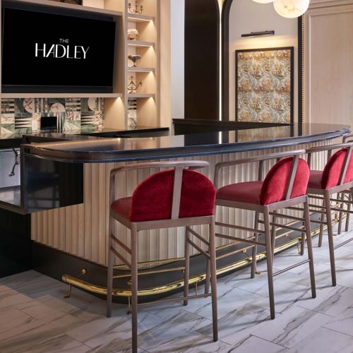 Lux resident bar with bar service