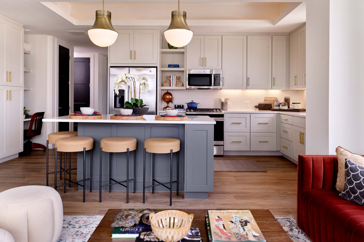 The Hadley : Two custom design options to fit your lifestyle