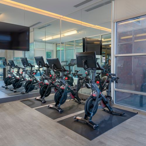 Cardio equipment avaliable 