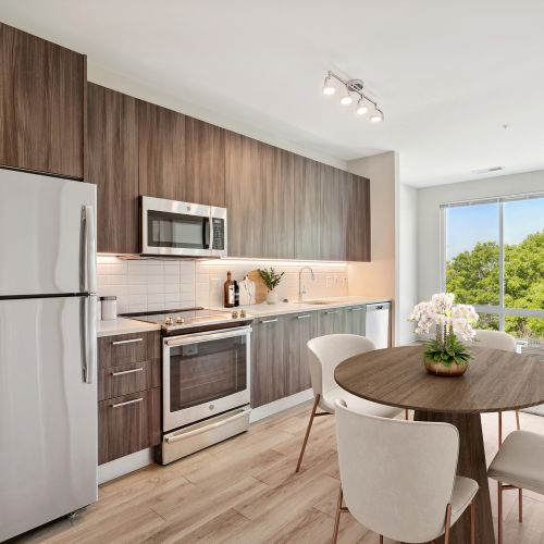 High-end finishes throughout