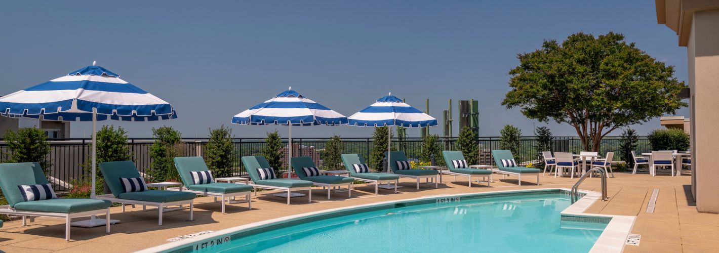 Mariner Bay at Annapolis Town Center : Rooftop Pool
